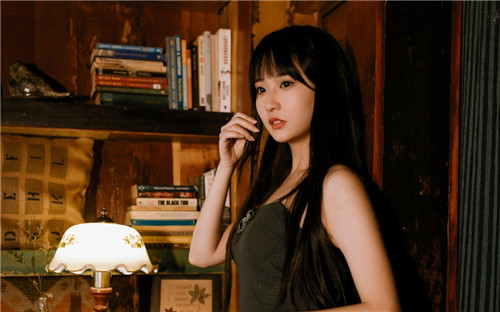 女生到达巅峰时的表现的声音没有被删减吧？