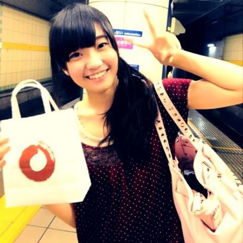 伏见彩香：揭秘日本声优行业新星的成长之路与作品影响力分析